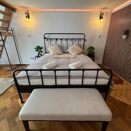 Luxury In Heart Of Lägenhet Prag