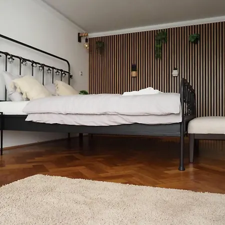 Lägenhet Luxury In Heart Of Prag